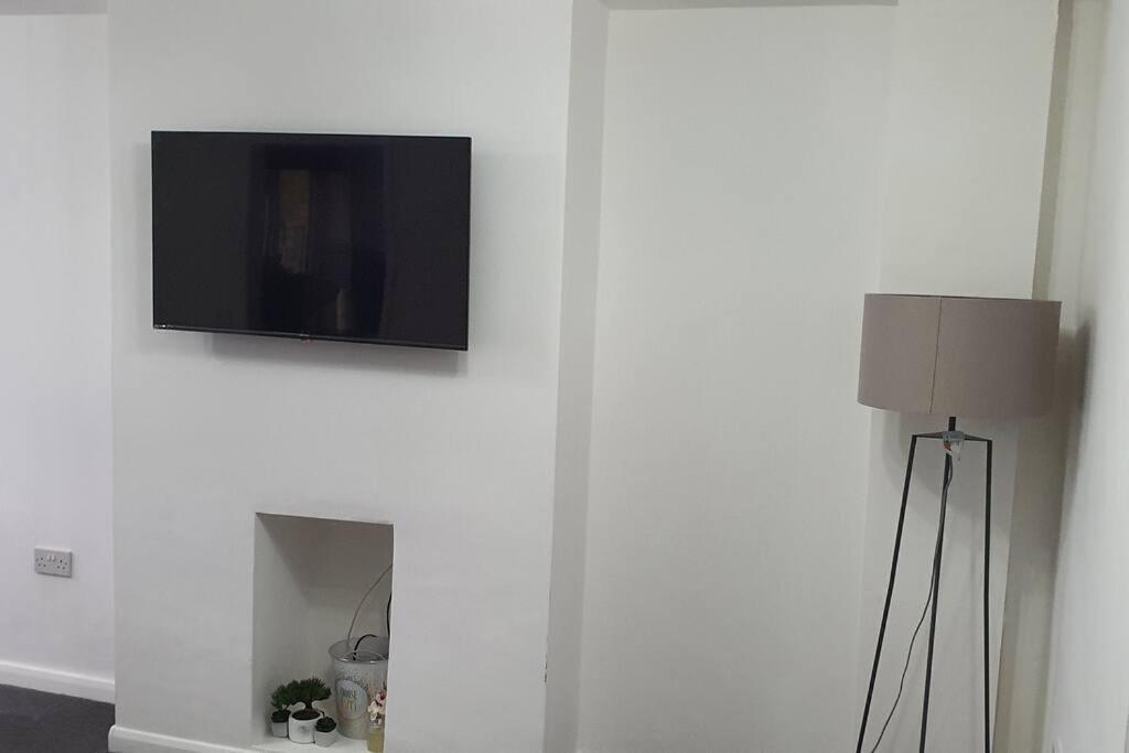 Exquisite&Modern 2 bed Maisonette Harmondsworth Extérieur photo