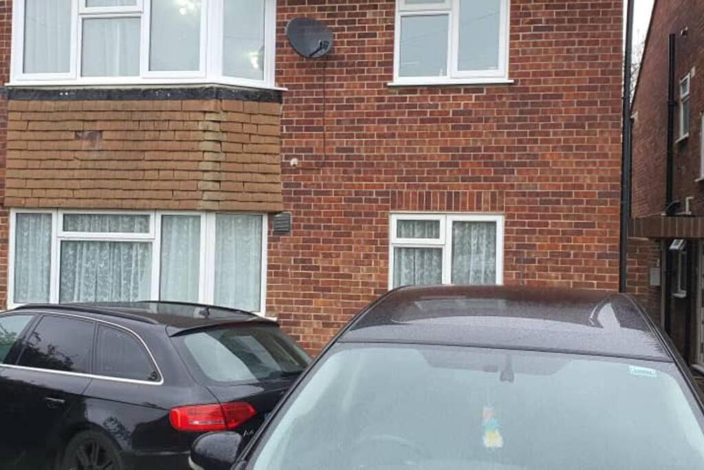 Exquisite&Modern 2 bed Maisonette Harmondsworth Extérieur photo