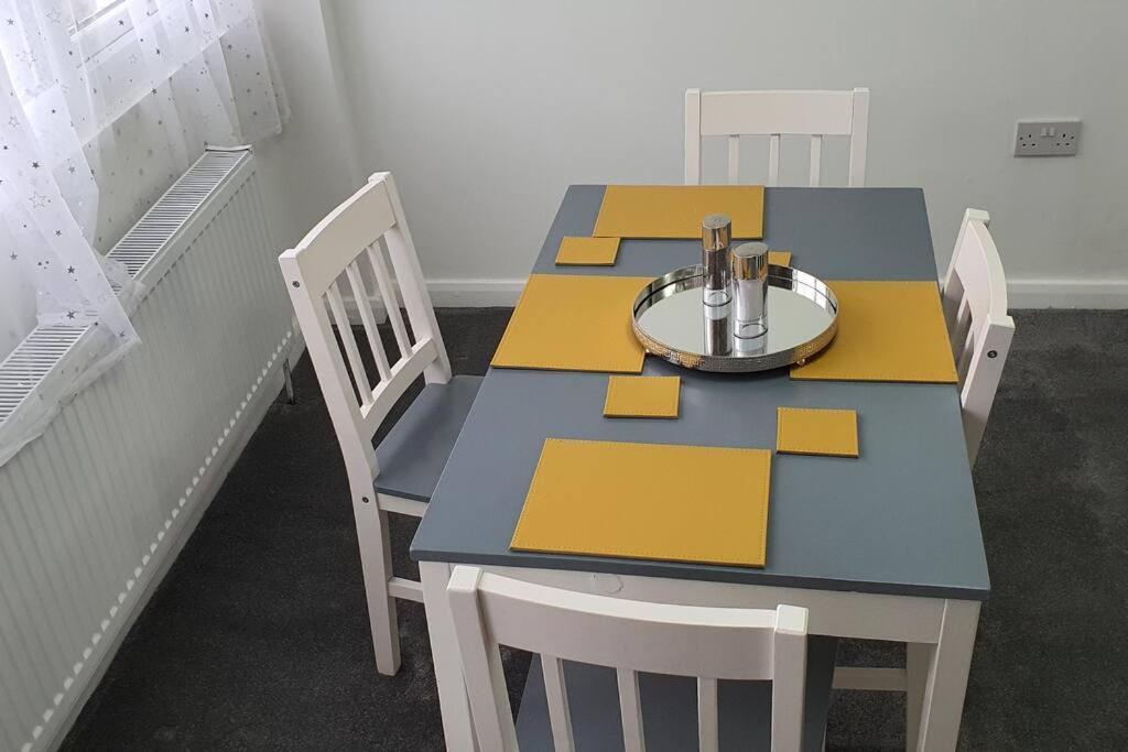 Exquisite&Modern 2 bed Maisonette Harmondsworth Extérieur photo